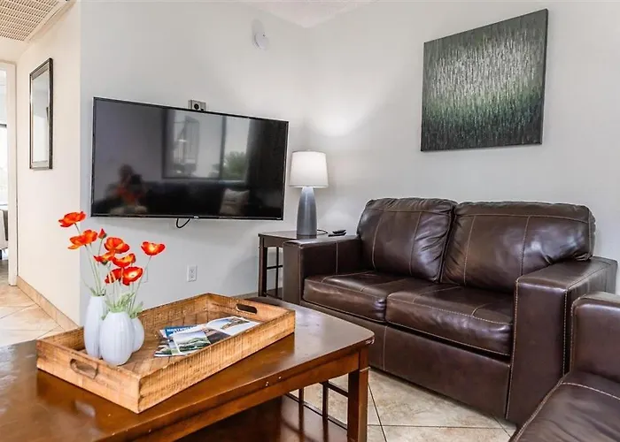134 Fully Furnished, Amenities Galore Apartment Scottsdale