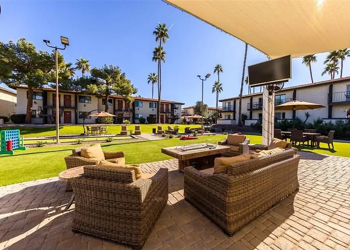 134 Fully Furnished, Amenities Galore Scottsdale